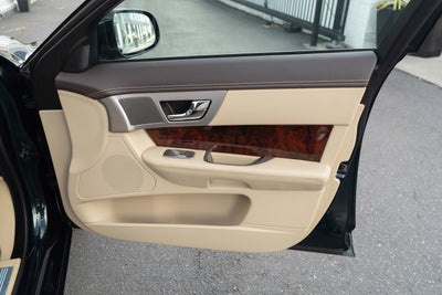 2011 Jaguar XF Portfolio