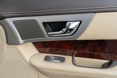 2011 Jaguar XF Portfolio