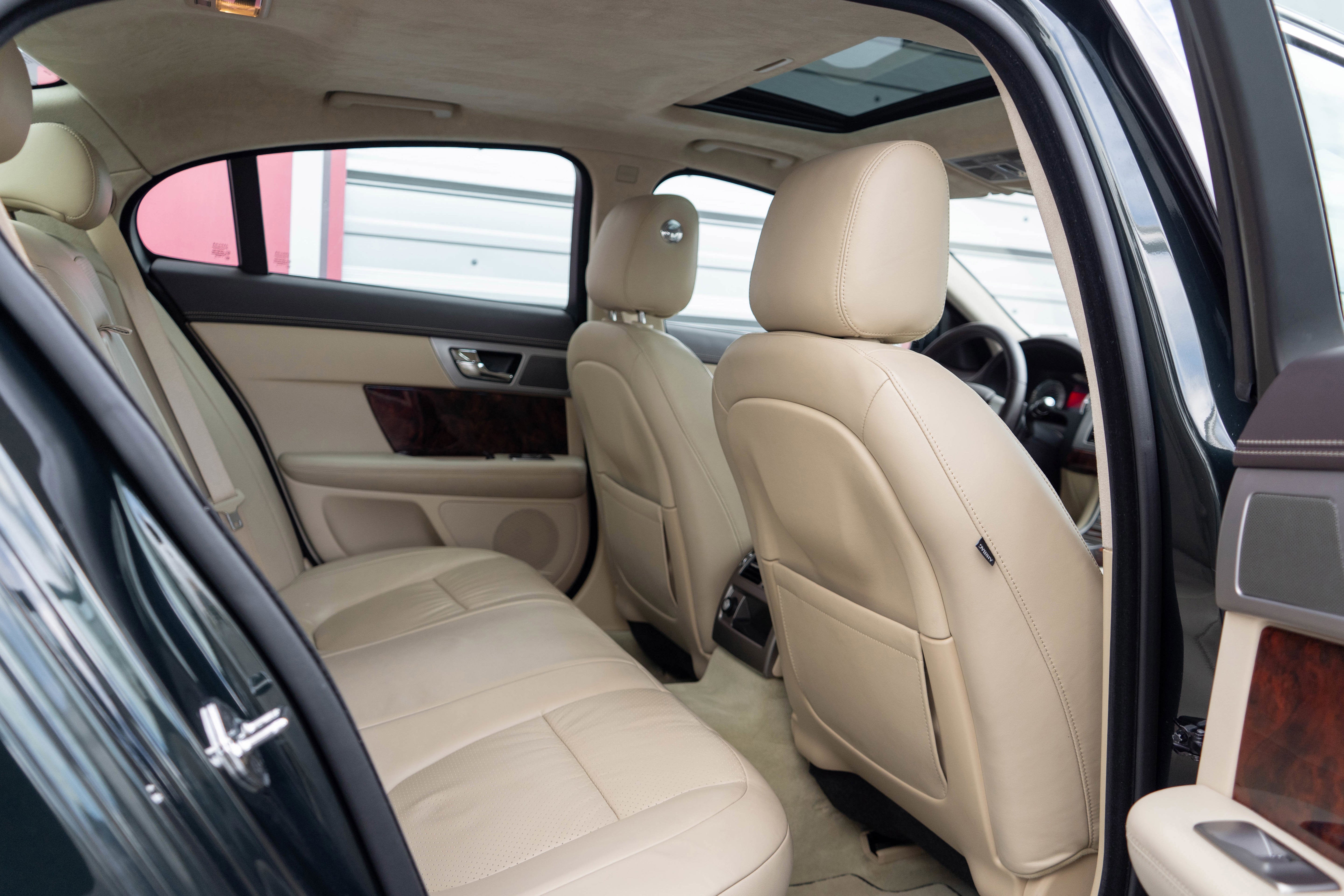 2011 Jaguar XF Portfolio