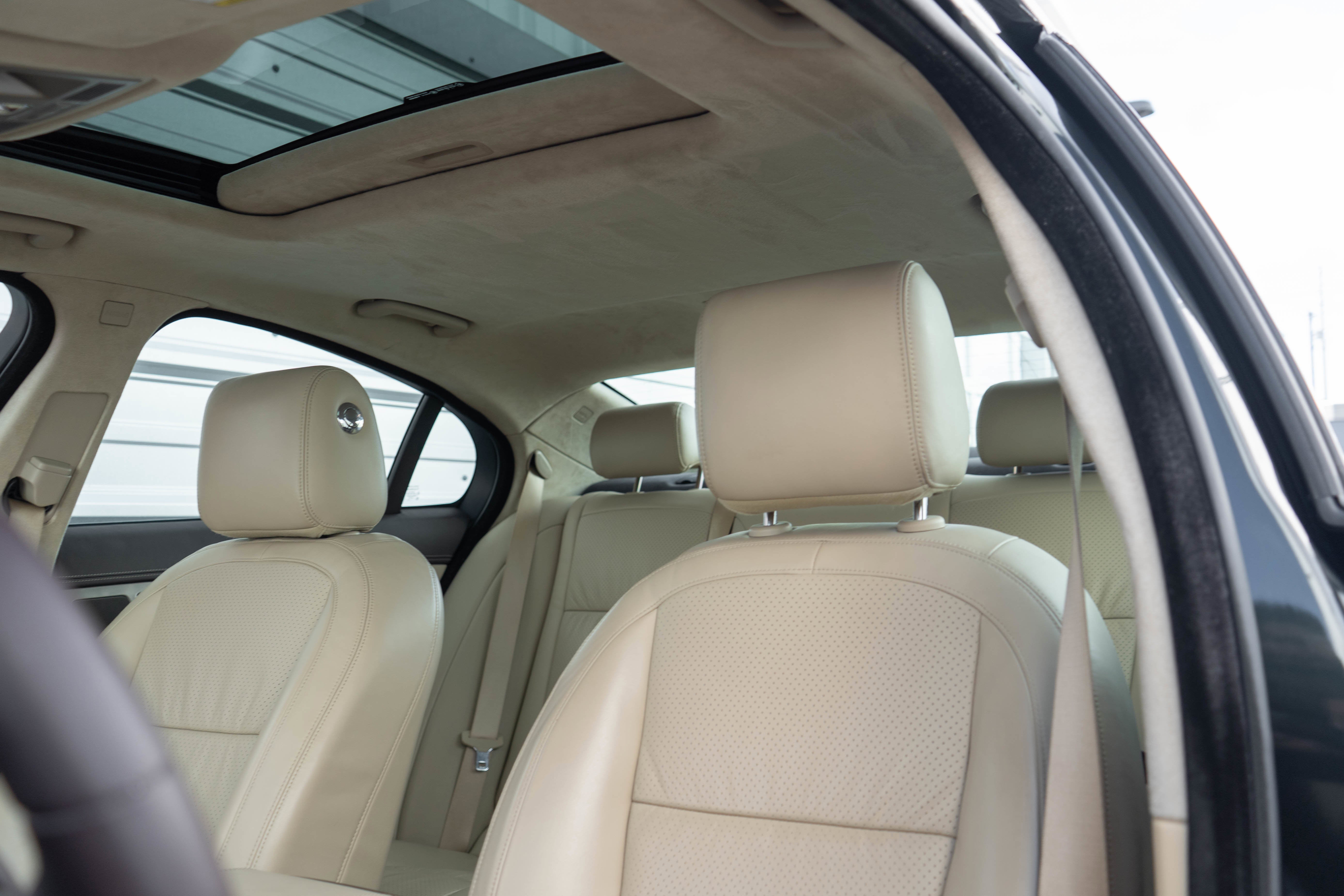 2011 Jaguar XF Portfolio