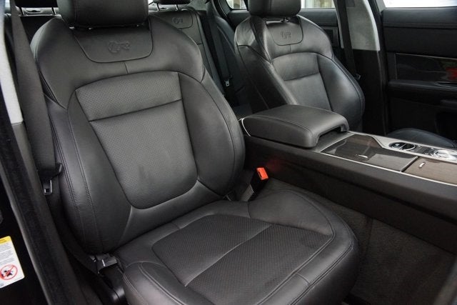 2014 Jaguar XF-R Sedan