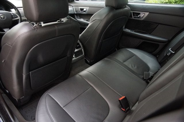 2014 Jaguar XF-R Sedan