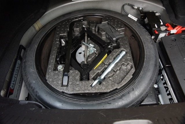 2014 Jaguar XF-R Sedan