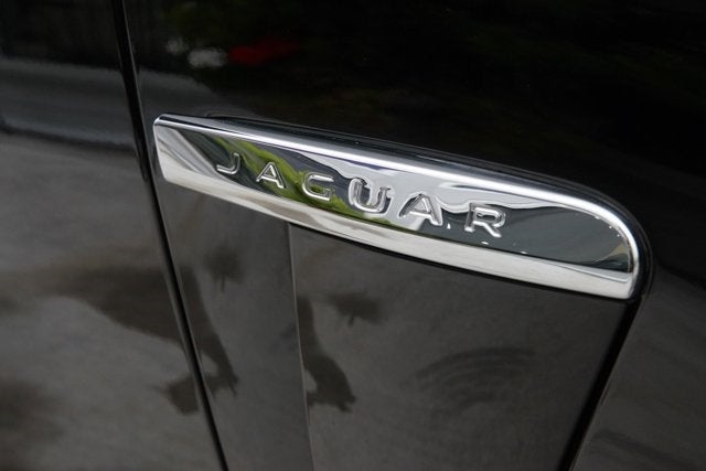 2014 Jaguar XF-R Sedan