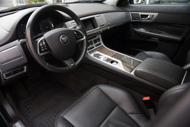 2014 Jaguar XF-R Sedan