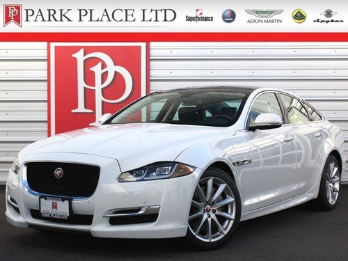 2016 Jaguar XJ R-Sport