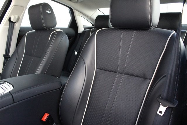 2016 Jaguar XJ R-Sport