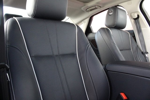 2016 Jaguar XJ R-Sport