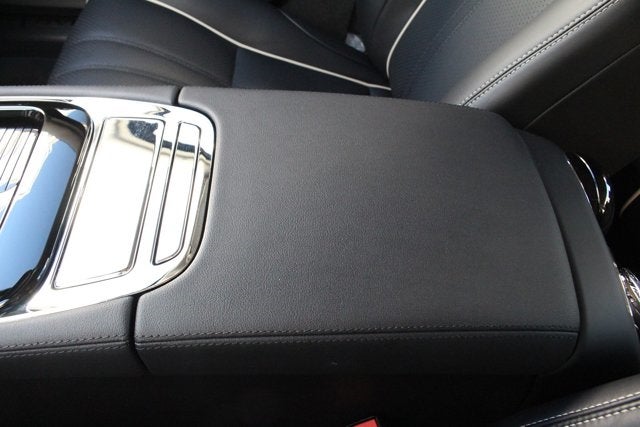 2016 Jaguar XJ R-Sport