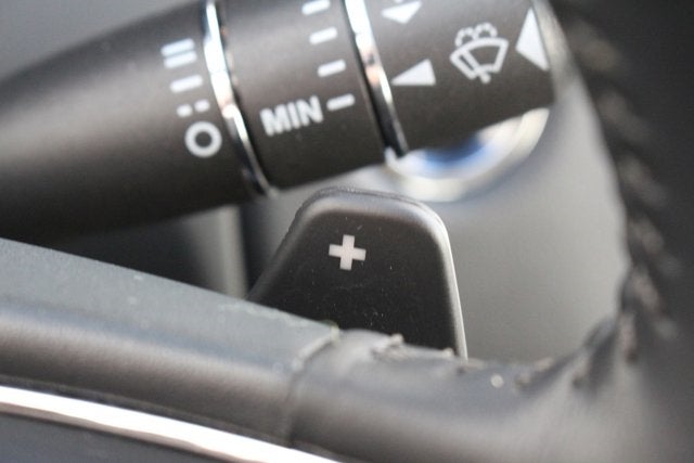 2016 Jaguar XJ R-Sport