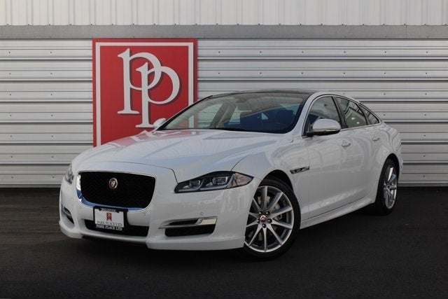2016 Jaguar XJ R-Sport