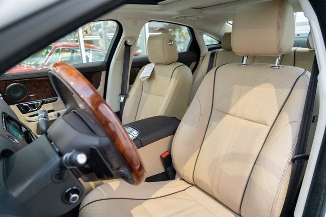 2018 Jaguar XJ Supercharged V8