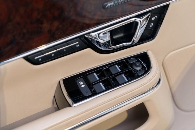 2018 Jaguar XJ Supercharged V8