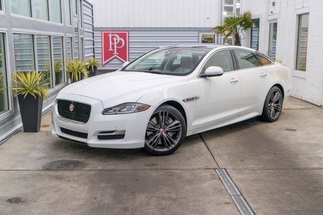 2018 Jaguar XJ Supercharged V8