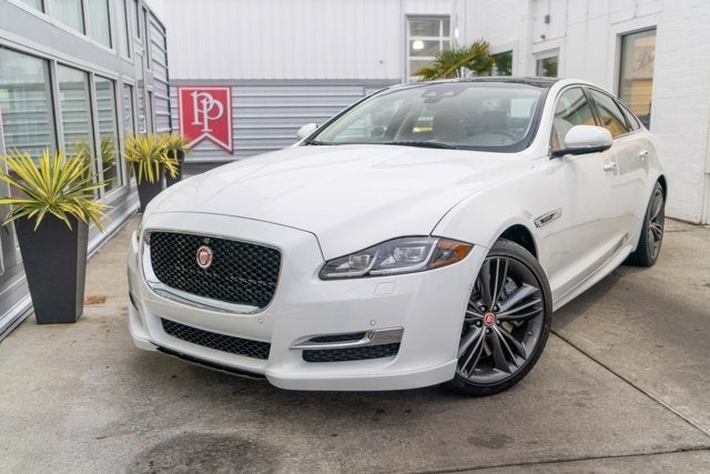 2018 Jaguar XJ Supercharged V8