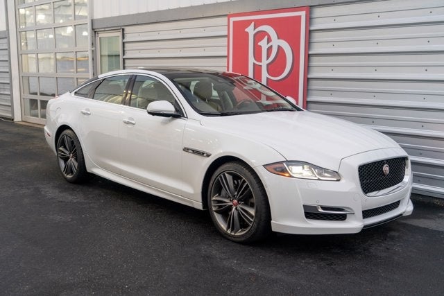 2018 Jaguar XJ Supercharged V8