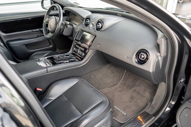 2015 Jaguar XJ 4dr Sdn RWD