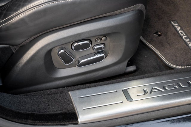 2015 Jaguar XJ 4dr Sdn RWD