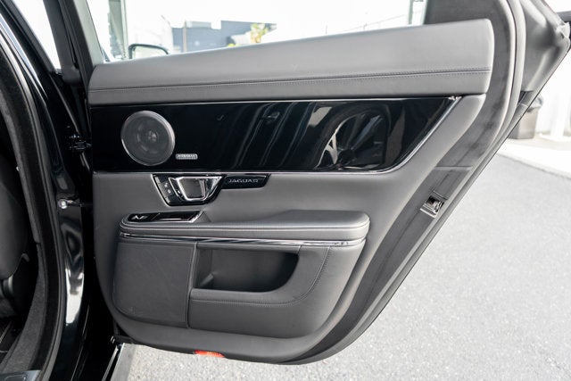 2015 Jaguar XJ 4dr Sdn RWD