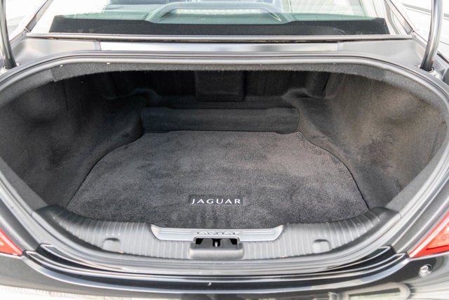 2015 Jaguar XJ 4dr Sdn RWD