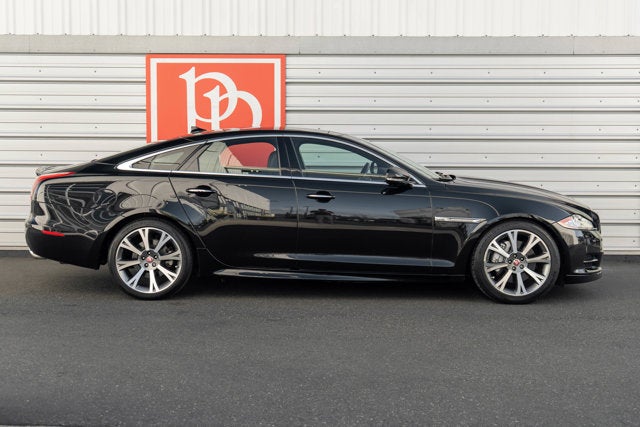2015 Jaguar XJ 4dr Sdn RWD
