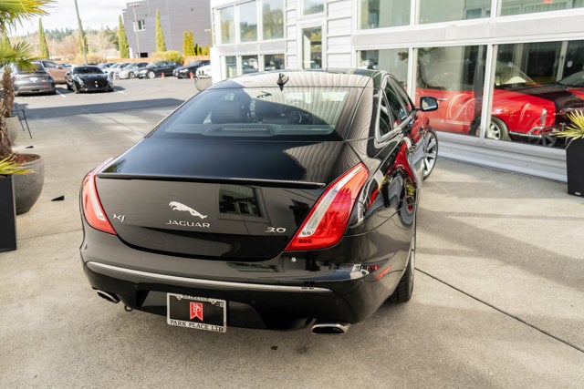 2015 Jaguar XJ 4dr Sdn RWD