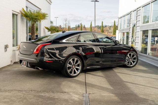 2015 Jaguar XJ 4dr Sdn RWD