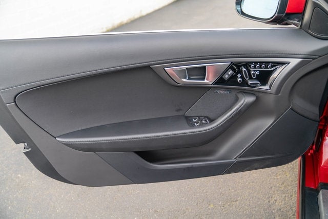 2017 Jaguar F-TYPE Premium