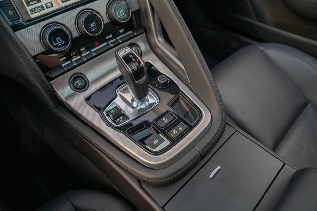 2017 Jaguar F-TYPE Premium