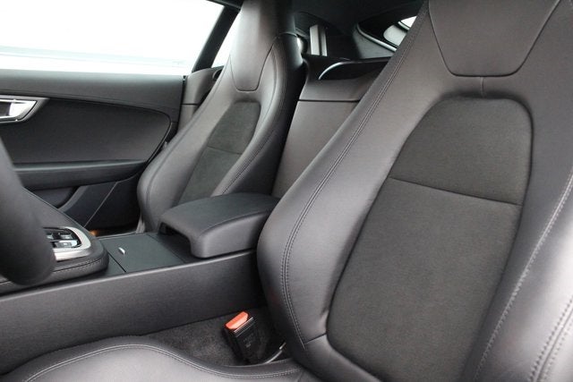 2017 Jaguar F-TYPE Coupe Auto