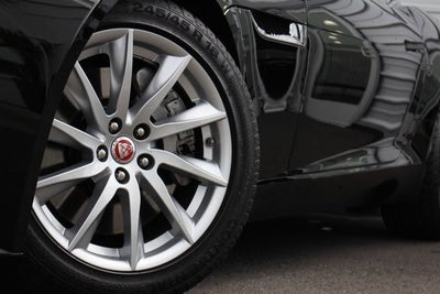 2017 Jaguar F-TYPE Coupe Auto