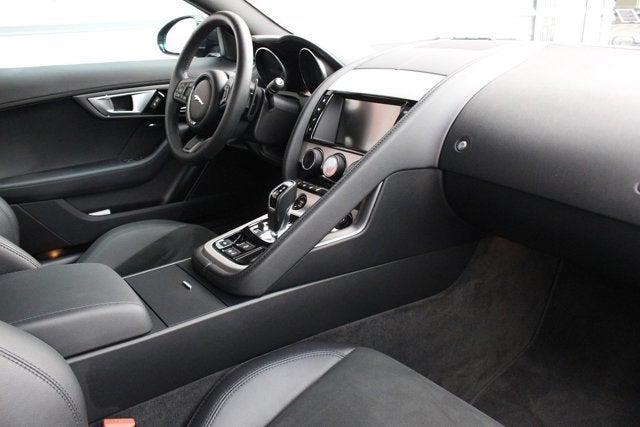 2017 Jaguar F-TYPE Coupe Auto