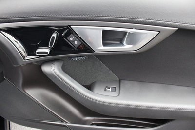 2017 Jaguar F-TYPE Coupe Auto