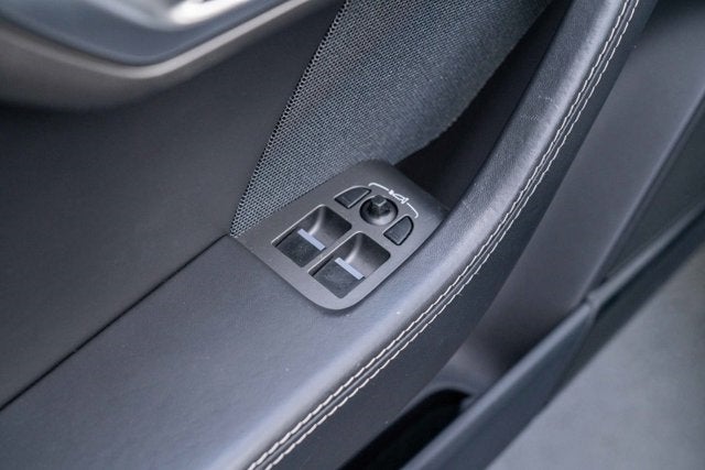 2015 Jaguar F-TYPE V8 R