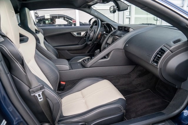 2015 Jaguar F-TYPE V8 R