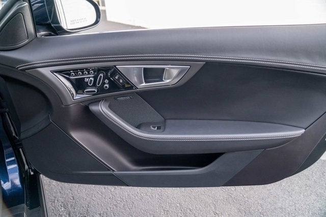 2015 Jaguar F-TYPE V8 R