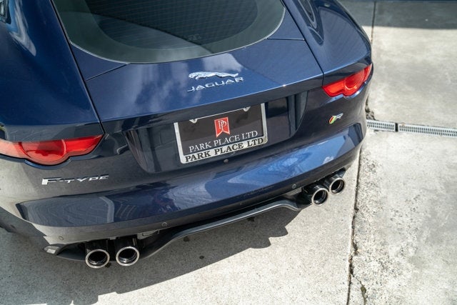 2015 Jaguar F-TYPE V8 R