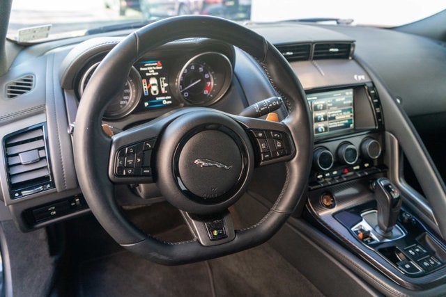 2015 Jaguar F-TYPE V8 R