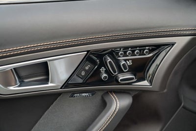2015 Jaguar F-TYPE V8 R