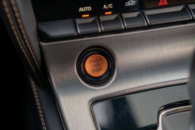 2015 Jaguar F-TYPE V8 R