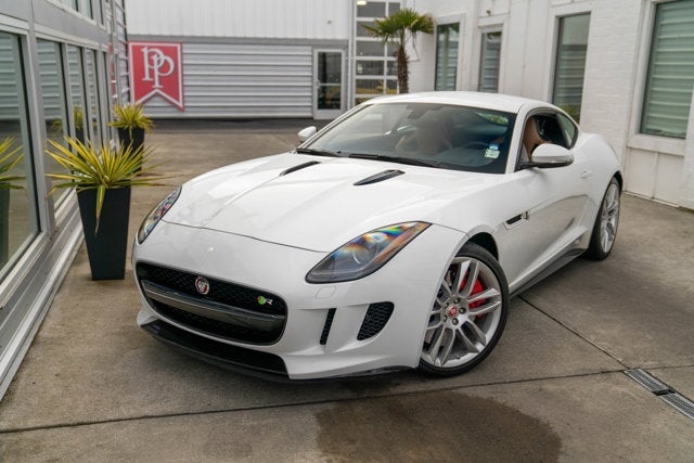 2015 Jaguar F-TYPE V8 R
