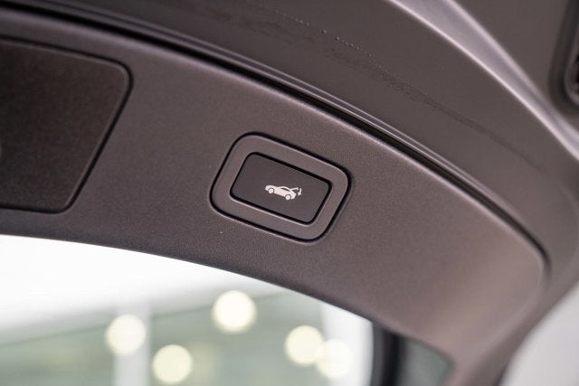 2015 Jaguar F-TYPE V8 R