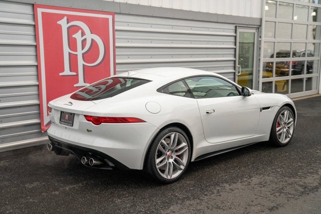 2015 Jaguar F-TYPE V8 R