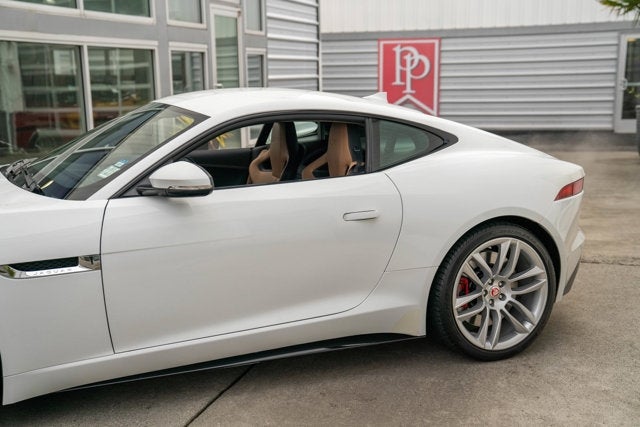 2015 Jaguar F-TYPE V8 R