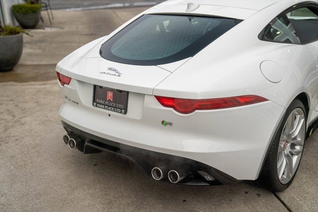 2015 Jaguar F-TYPE V8 R