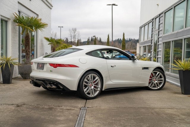 2015 Jaguar F-TYPE V8 R