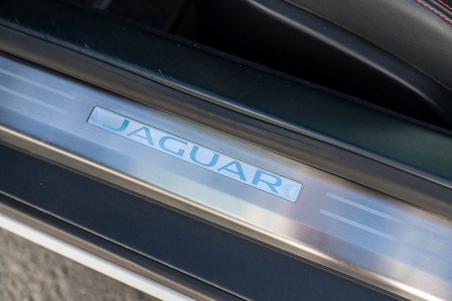 2015 Jaguar F-TYPE V8 R