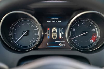 2015 Jaguar F-TYPE V8 R