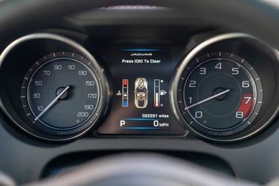 2015 Jaguar F-TYPE V8 R