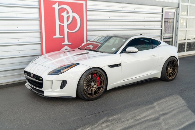 2015 Jaguar F-TYPE V8 R